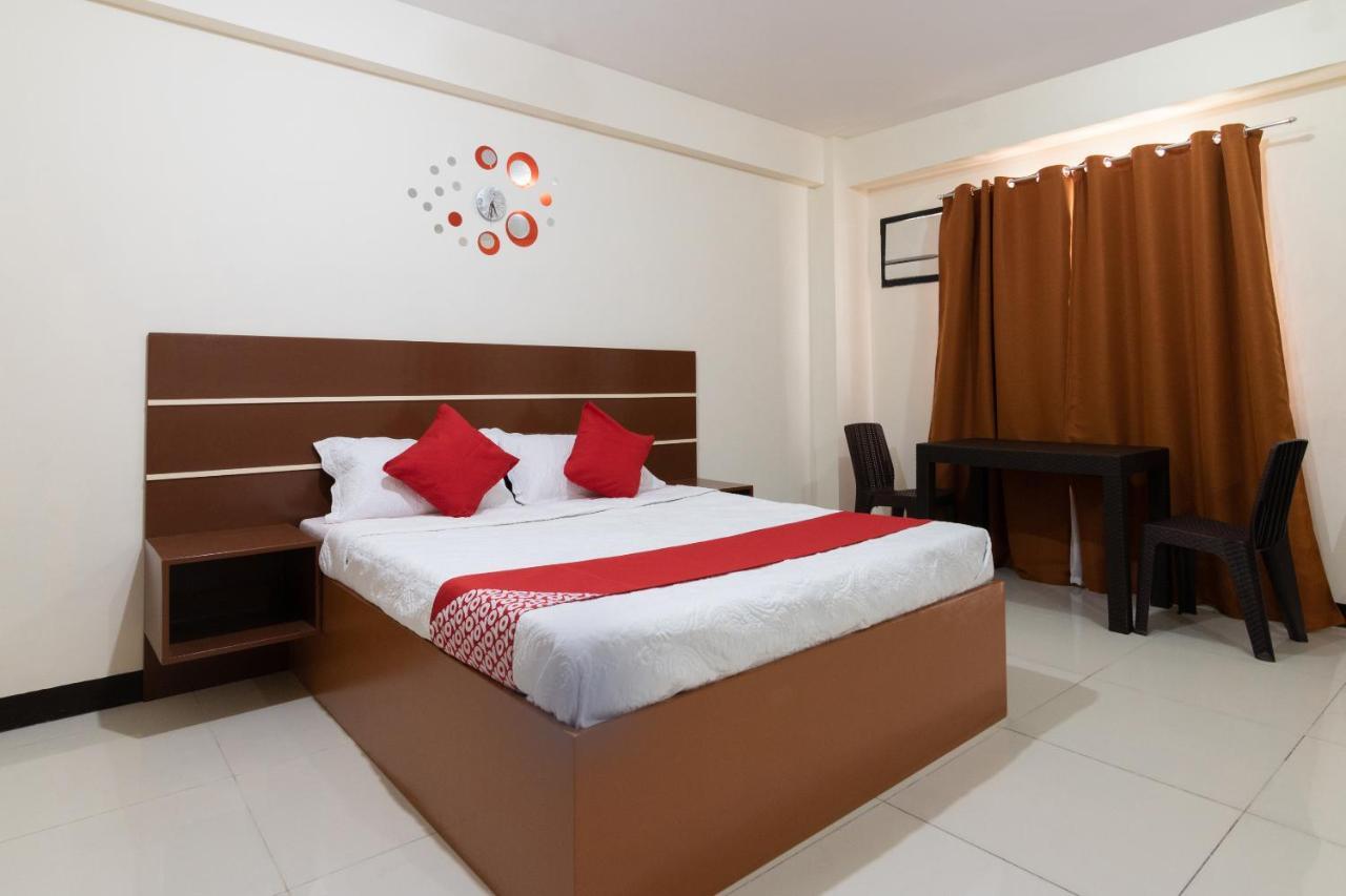 Oyo 578 Red Velvet Suites Manila Luaran gambar