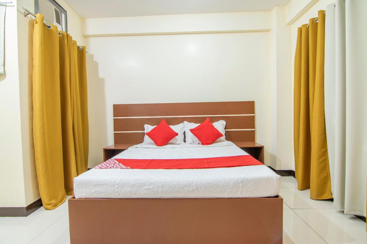 Oyo 578 Red Velvet Suites Manila Luaran gambar