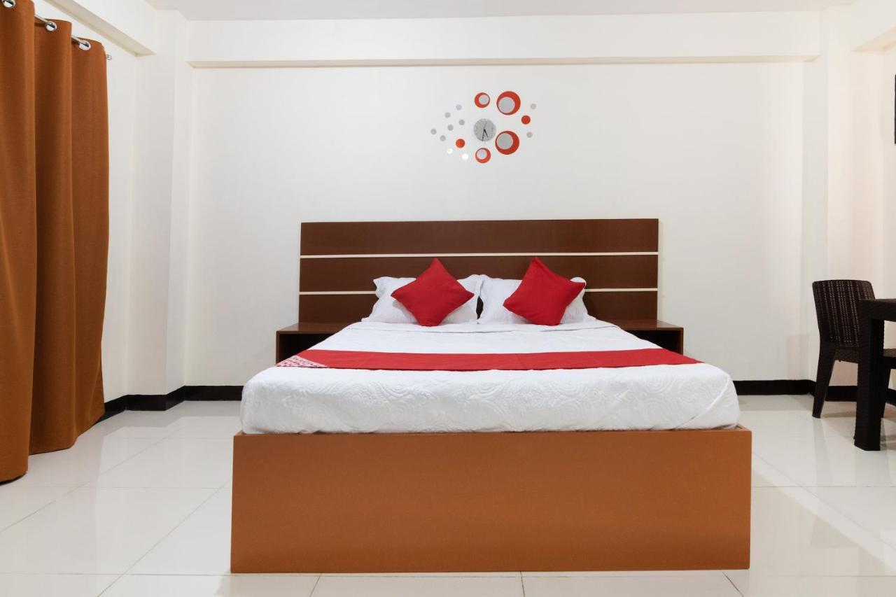 Oyo 578 Red Velvet Suites Manila Luaran gambar
